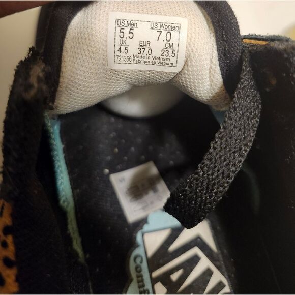 Vans "Comfycush" Old Skool Cheetah Black Suede Sneakers Womens Sz.7/37 Ret $135 - Picture 8 of 9